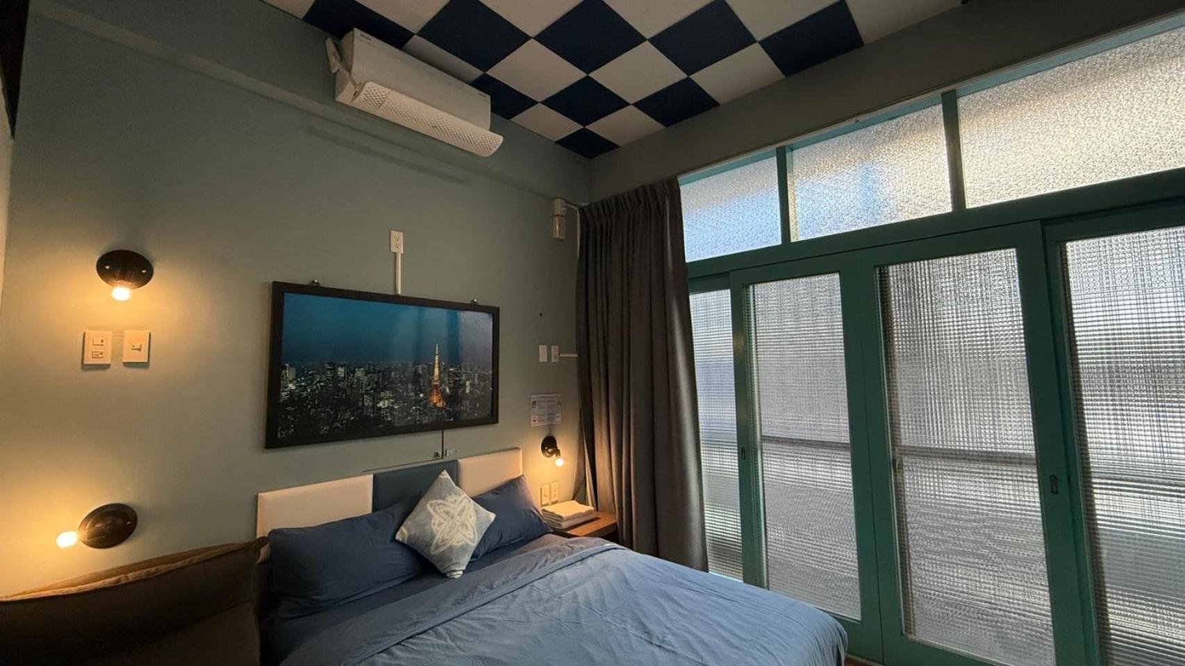 Local Backpacker Hostel Đài Nam Ngoại thất bức ảnh